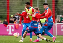 关于风云突变！拜仁慕尼黑赛前门线救险，法甲版图或变，悬念犹存，临场指挥获称赞的信息-一竞技娱乐